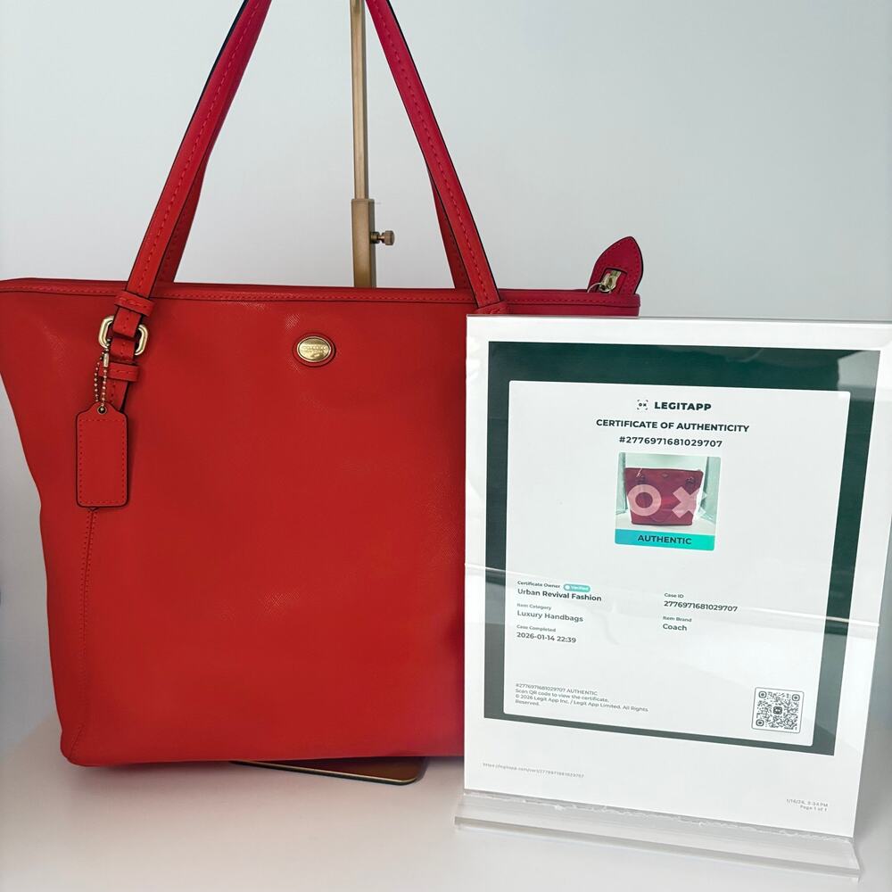 Authenticated Coach Red Peyton Leather Tote purse